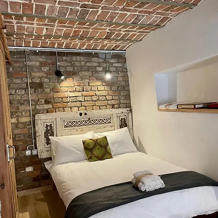 Aparthotel Heristage *