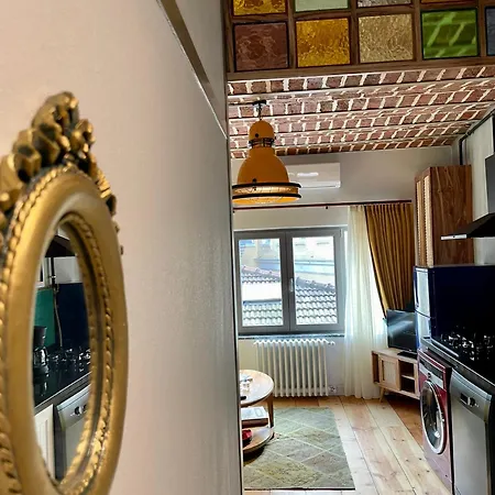 Heristage Aparthotel 4*